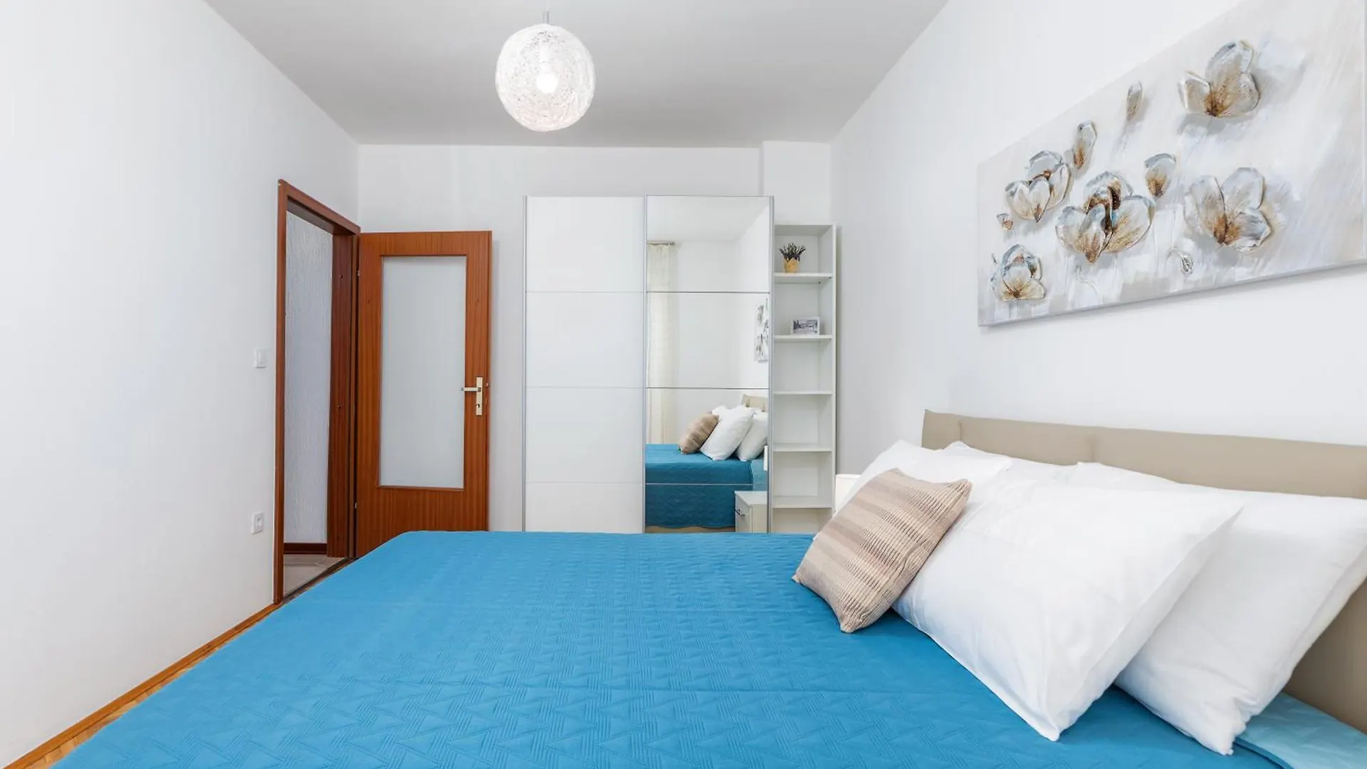 Aristela Apartman Póla 0*,